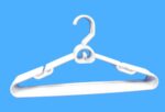 Merrick Plastic Attachable Hangers, 6-Count White - Image 3