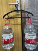 10 Pack Heavy Duty Coat Hangers 25lb Load Capacity Swivel Suit Clothes Hanger Wide Shoulder Jacket Hangers Thick Large Non Slip Oversize Hanger Black - Image 4